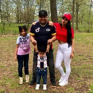 Meet your Posher, Anibal